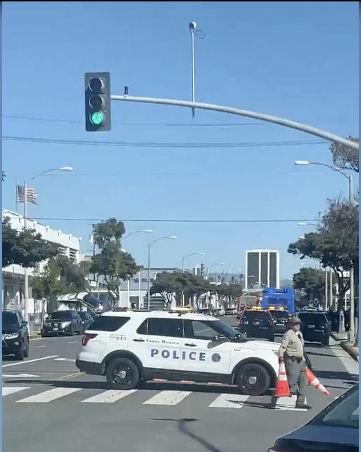 Mentally Ill Homeless Man Shuts Down Santa Monica Blvd Late Tuesday   S Top